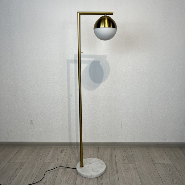 Торшер Geneva Single Glass Globe Floor Lamp от ImperiumLoft