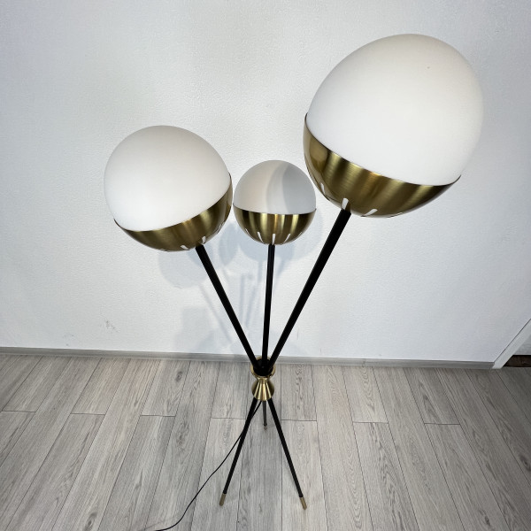 Торшер Caracas Tripod Floor Lamp от ImperiumLoft