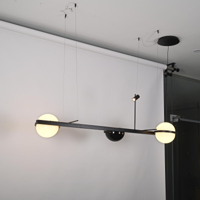 Реечный подвесной светильник PALMA Wall lamp 2 шара + 1 вазон горизонтальная