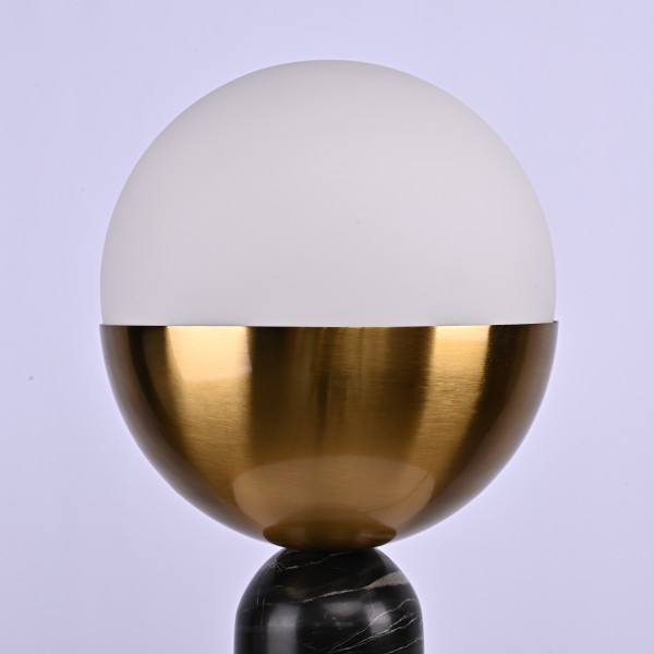 Настольная лампа Marble Globe Black  от ImperiumLoft