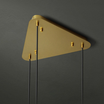 Потолочное крепление из металла треугольной формы CEILING MOUNT 7