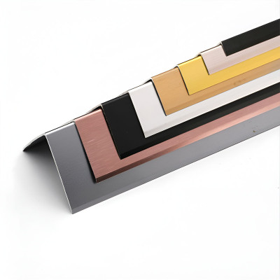 Профиль наличник угловой внешний алюминиевый для панелей 8 мм черный 14584-88